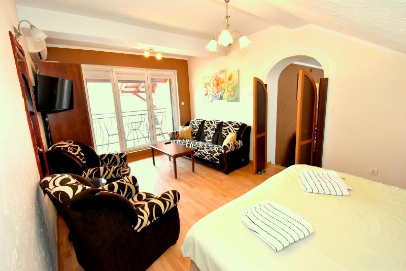 Apartment with Balcony image 2