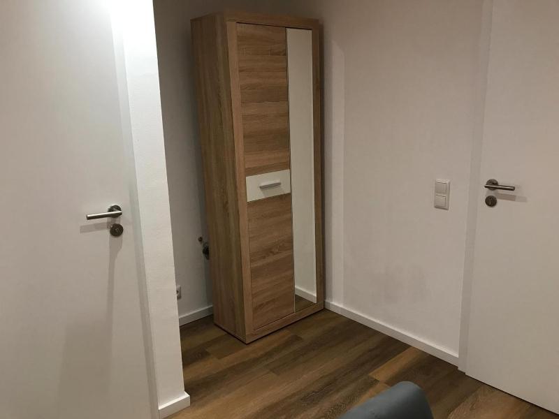 Single Room with Shower image 1