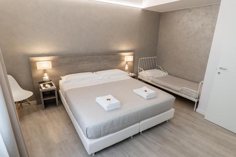Dolce Notte Apartments - image 9