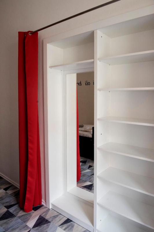 Basic Single Room with Shared Bathroom image 3