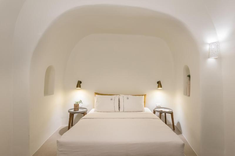 Suite with Private Pool image 4