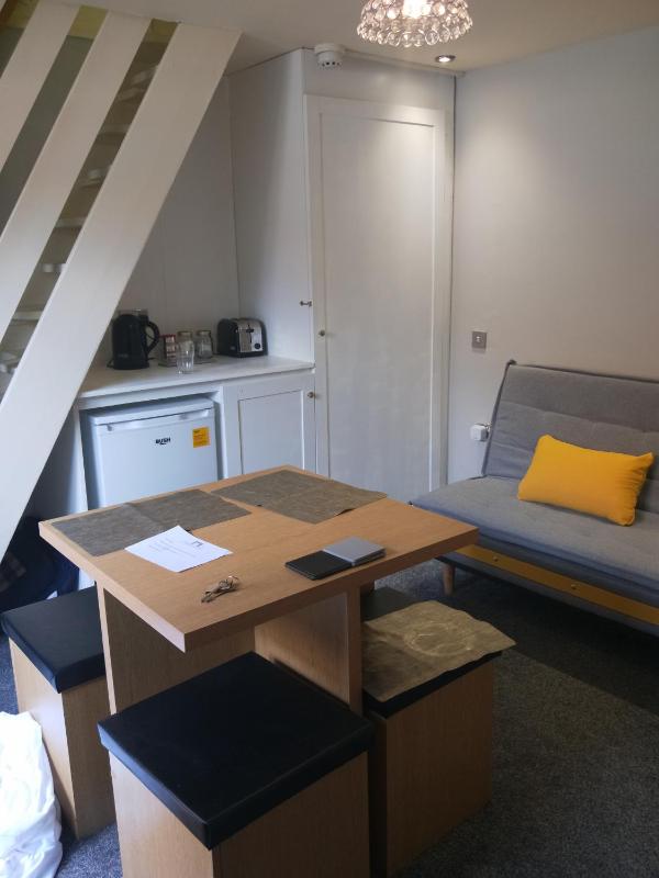 Apartment - Split Level image 3