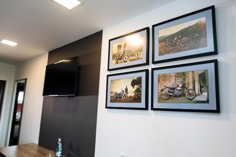 Superior Double Room image 4