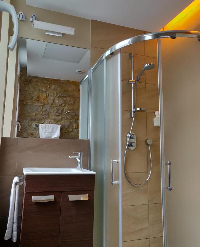 Superior Double Room image 3