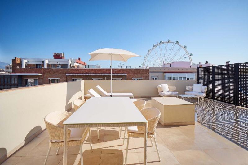 Penthouse with Deluxe Terrace. image 3