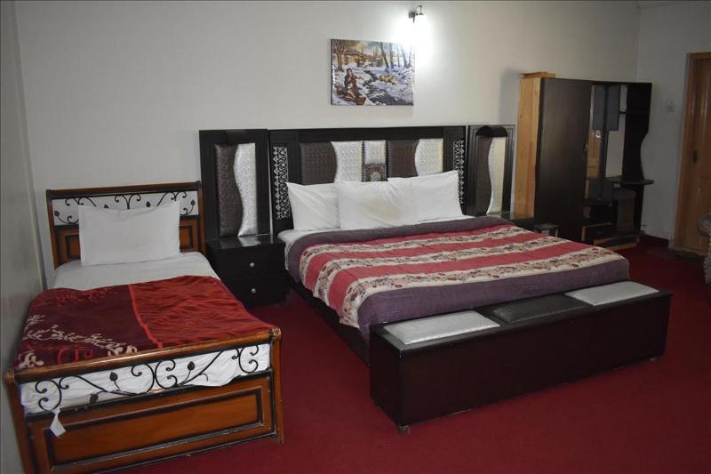 Triple Room image 2