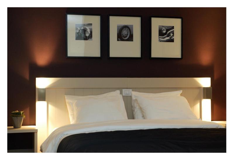 Twin Room image 2