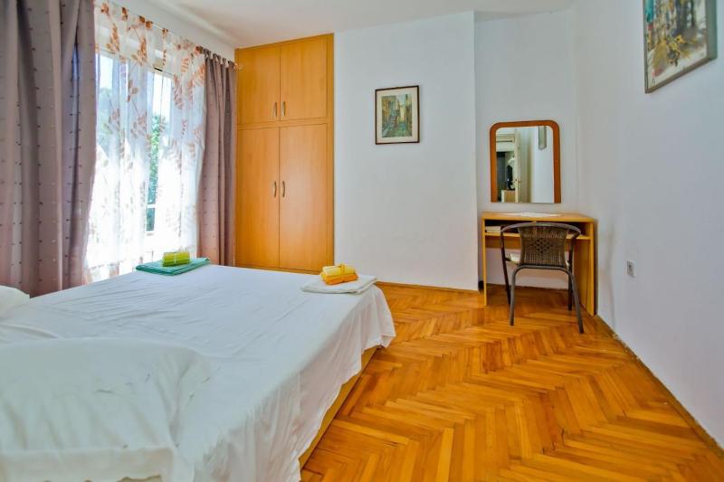 One Bedroom Apartment image 4