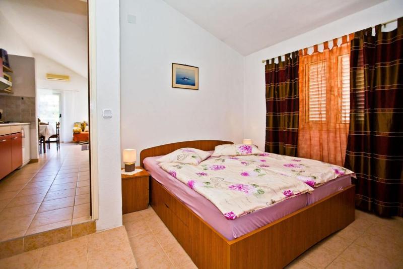 One Bedroom Apartment with Balcony image 3