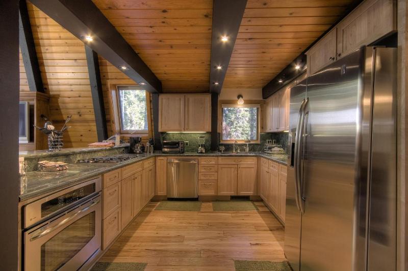 Three-Bedroom House image 3