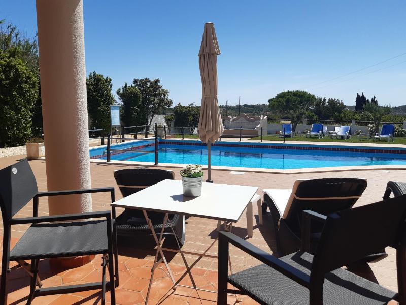 Twin Room with Pool View image 1
