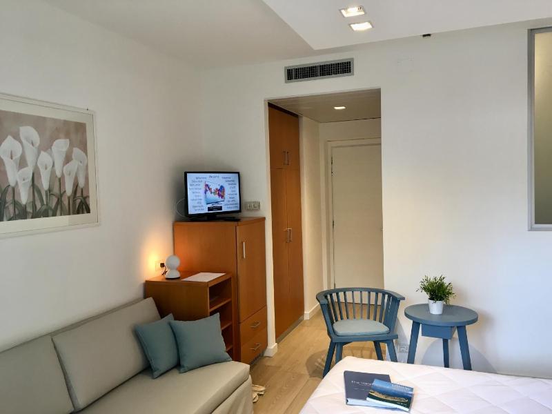 Suite Erica Lignano Hotel - image 2