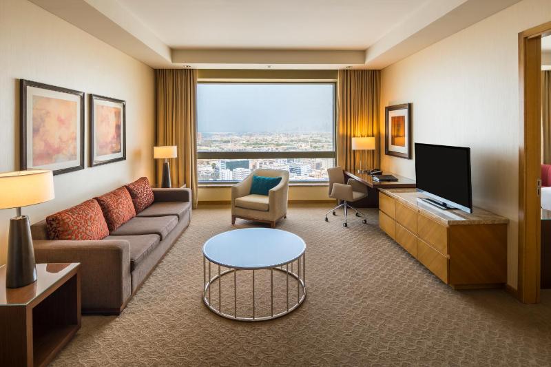 Classic Suite with free beach access image 3