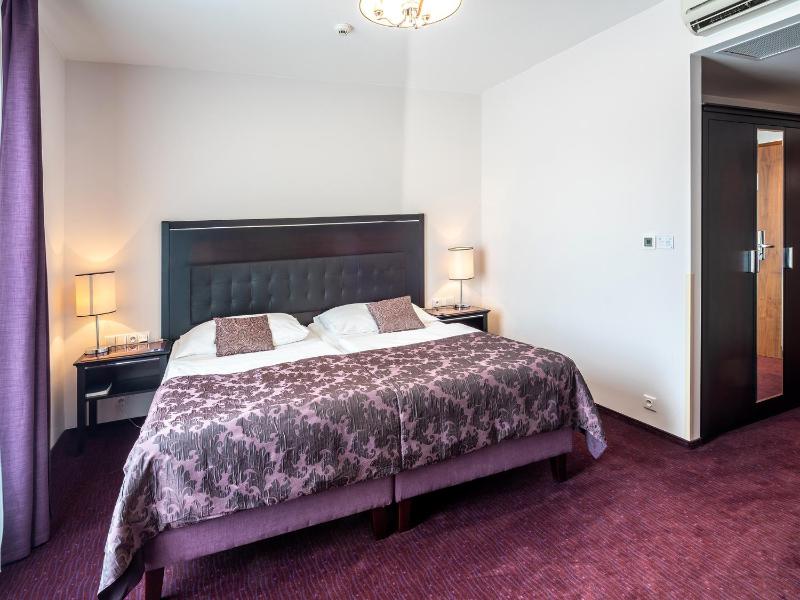 Double or Twin Room image 1