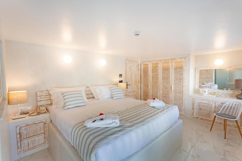 Suite with Balcony image 2