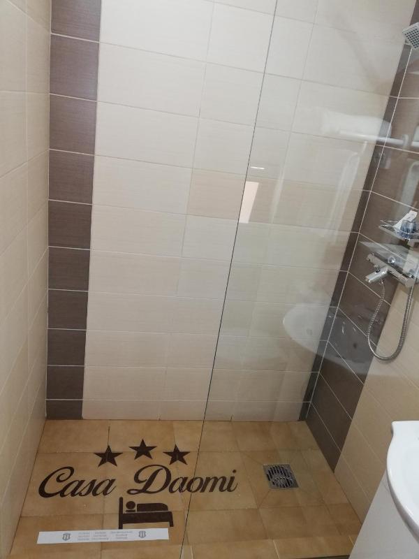Double or Twin Room with Shower image 4