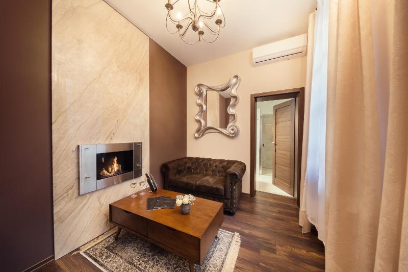 Deluxe Smart Apartment image 4