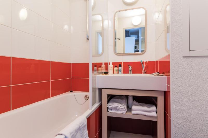 One-Bedroom Apartment (4 People) - Mountain View image 4