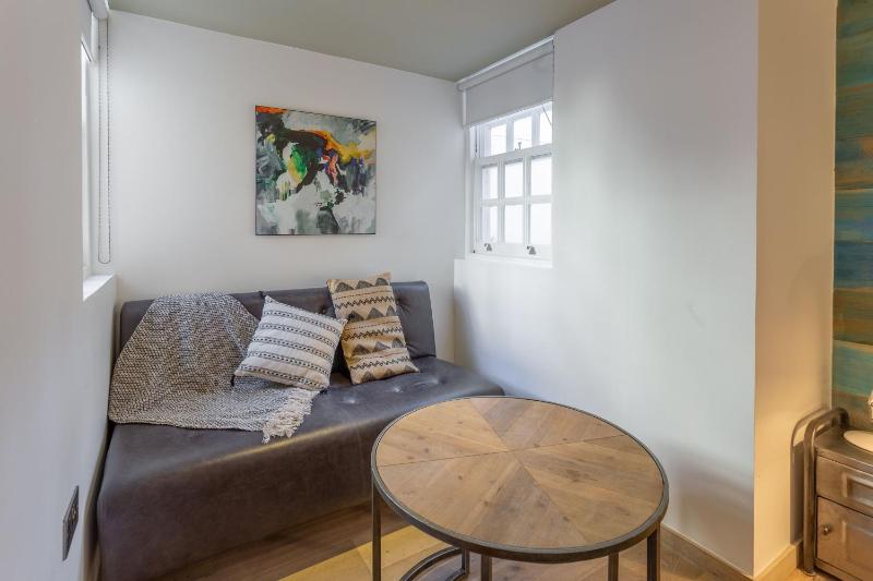 Large Executive Double or Twin Room image 2