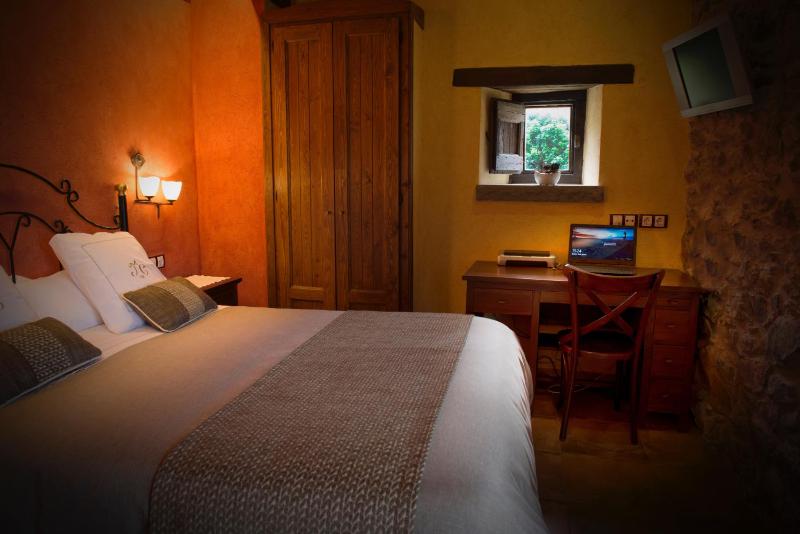 El Podall Apartment (2-4 Adults) image 3