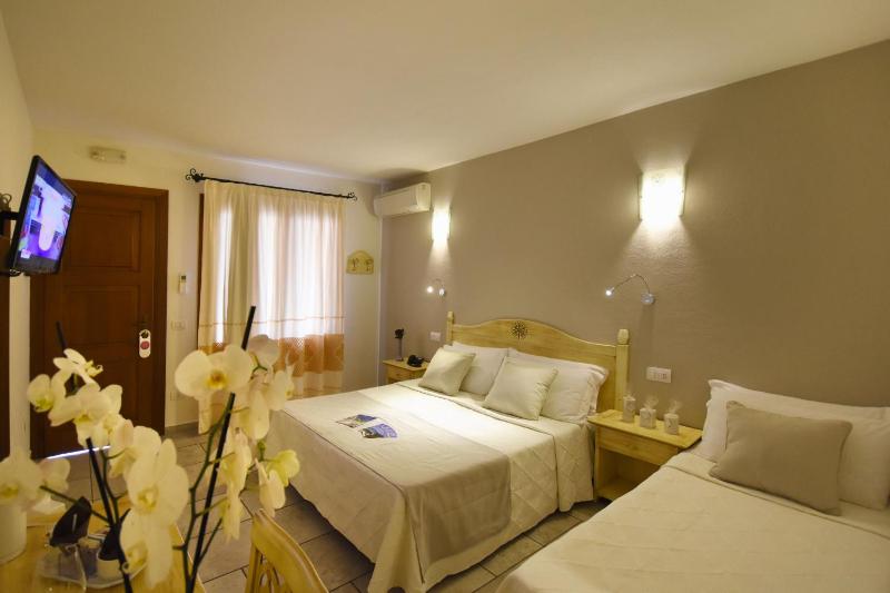 Triple Room image 4