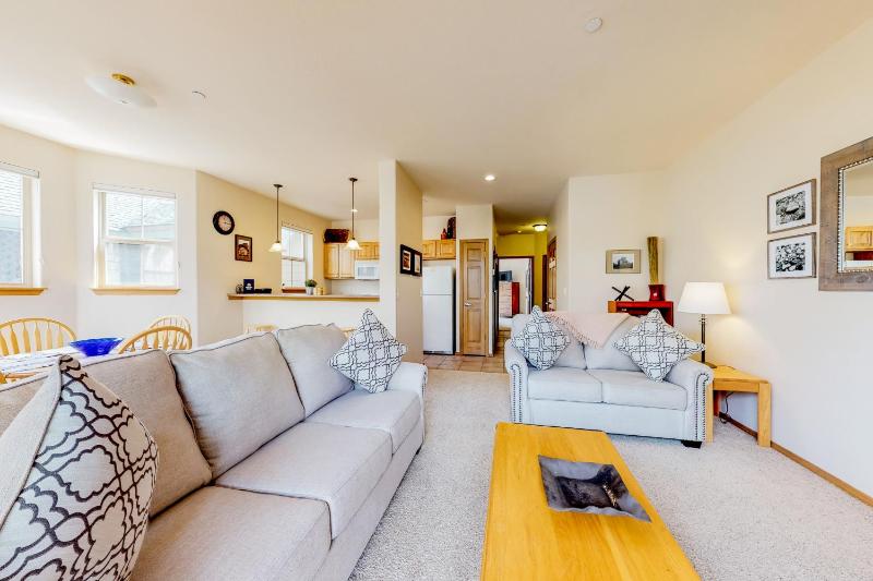 One Bedroom Apartment image 1