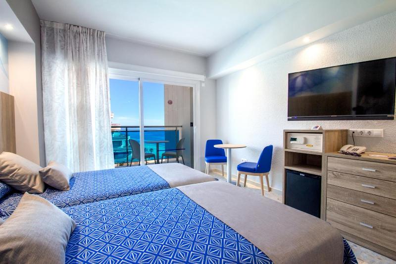 Double or Twin Room image 2