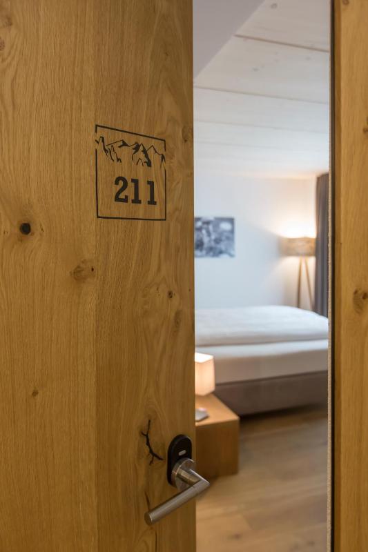 Double Room North image 4