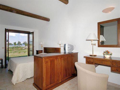 Triple Room image 2