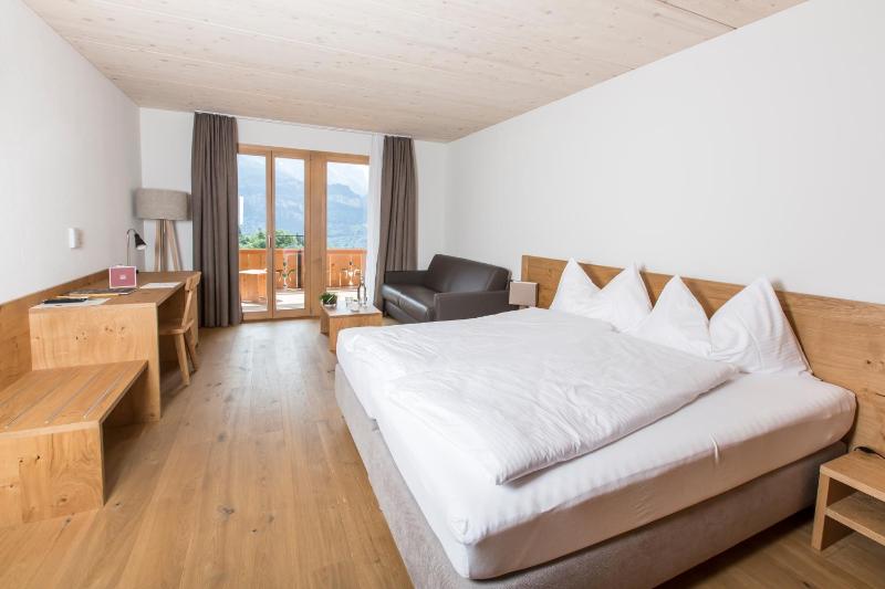 Suite with Balcony image 1