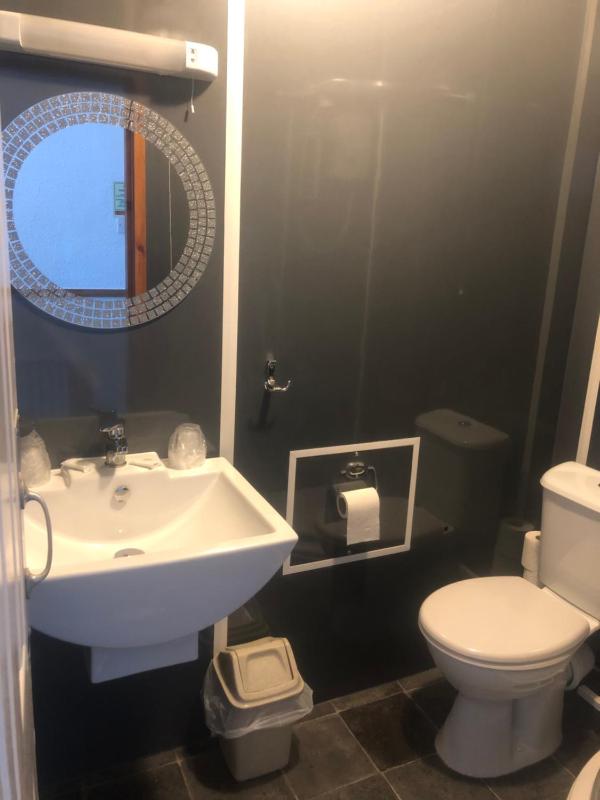 Standard Double Room image 2