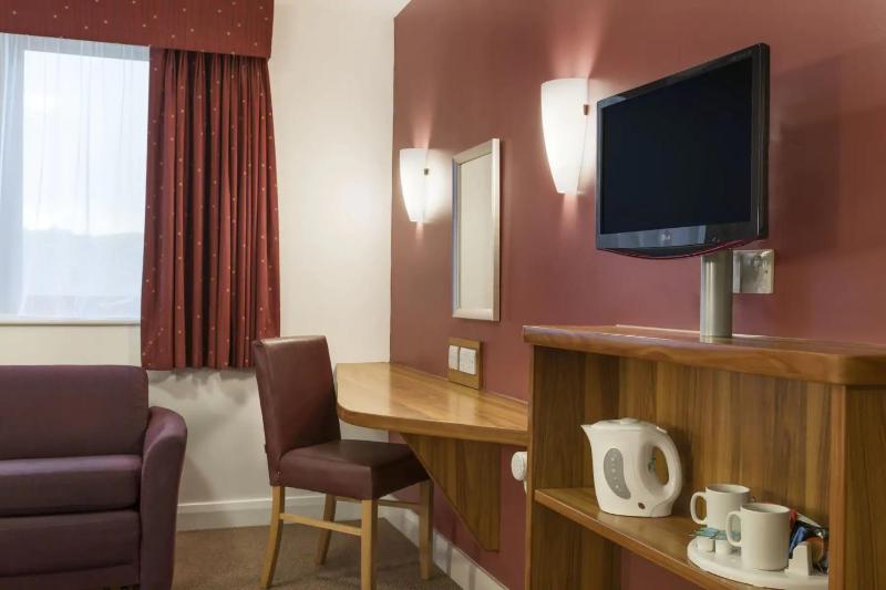 Standard Double Room image 4