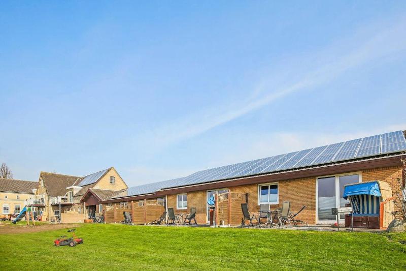 Holiday Home image 1