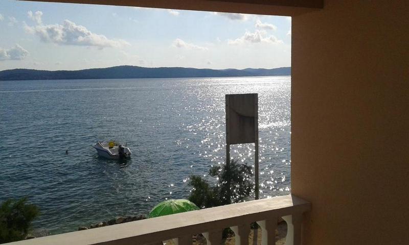 Apartman Veseli - image 38