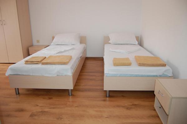 Triple Room image 3