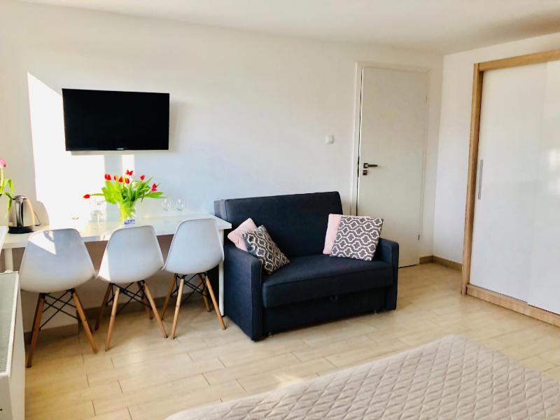 Pokoje i apartamenty Ula z pięknym ogrodem i śniadaniami - image 26
