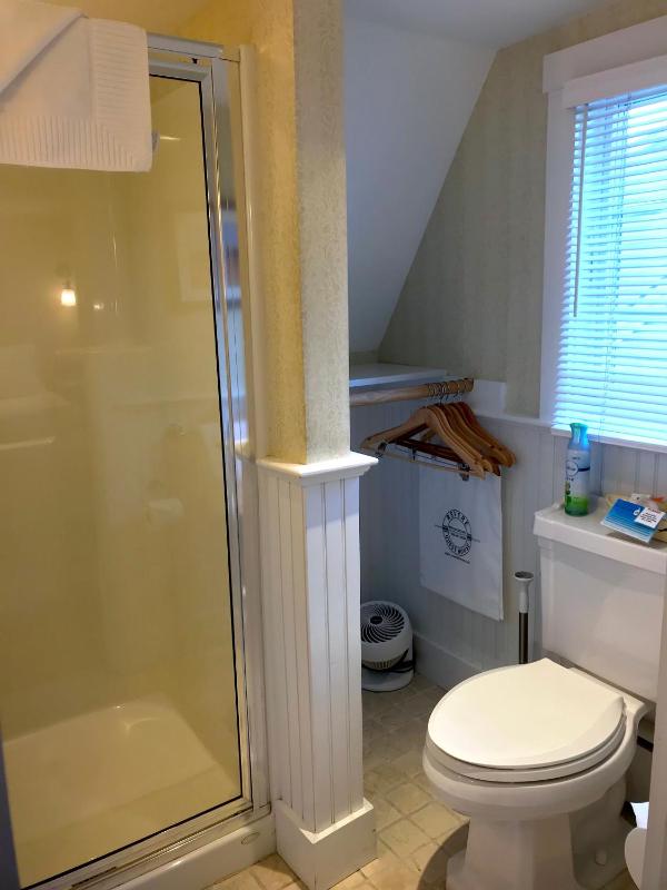 Small Economy Double Room with Private Bathroom image 4