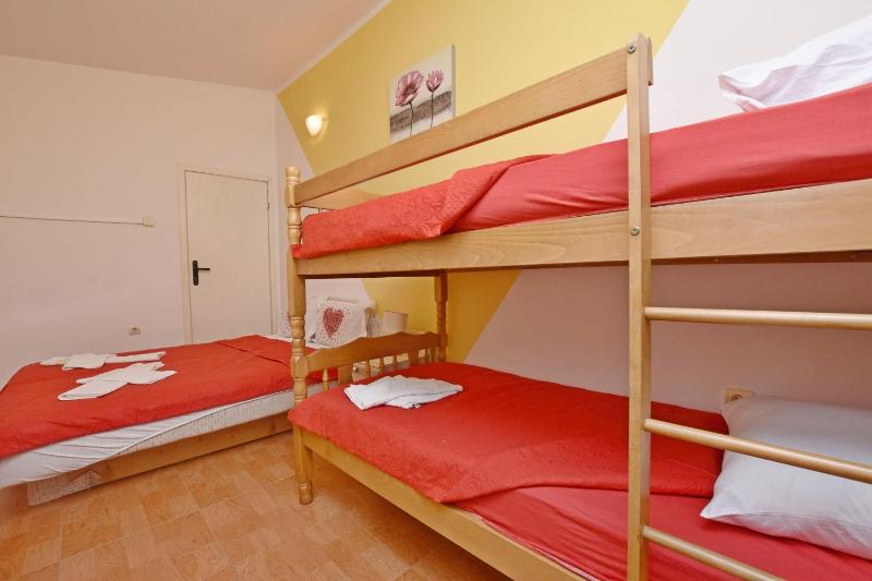 One-Bedroom Apartment with Terrace image 4