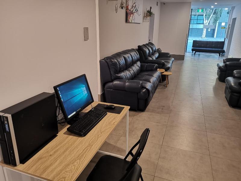 Quokka Backpackers Hostel Perth - note - Valid passport required to check in - image 16