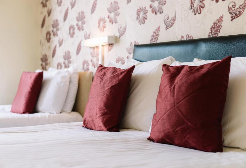Double Room image 1