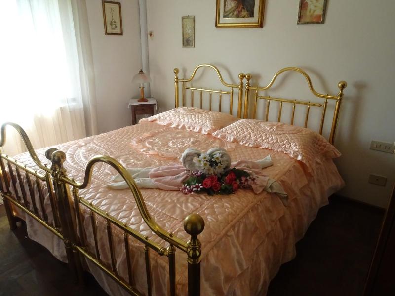 Double or Twin Room with Pool View image 4