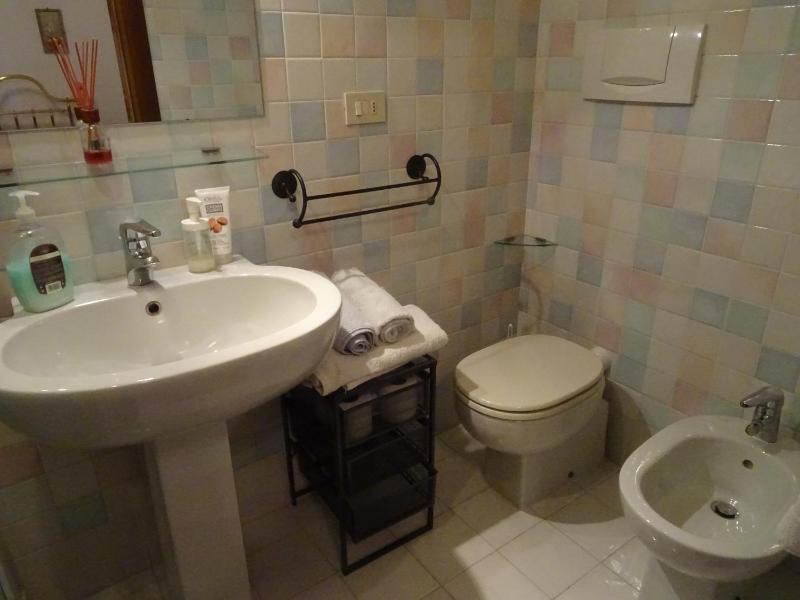 Double or Twin Room with Pool View image 2