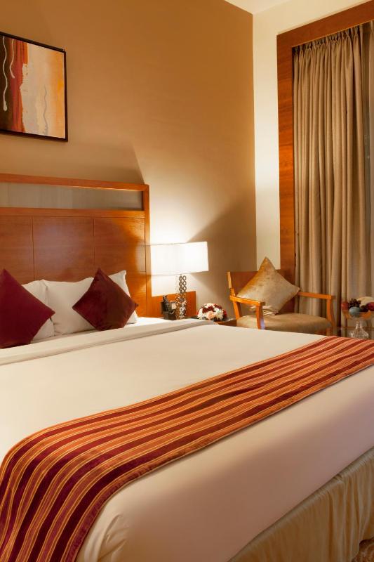 Executive Suite image 2