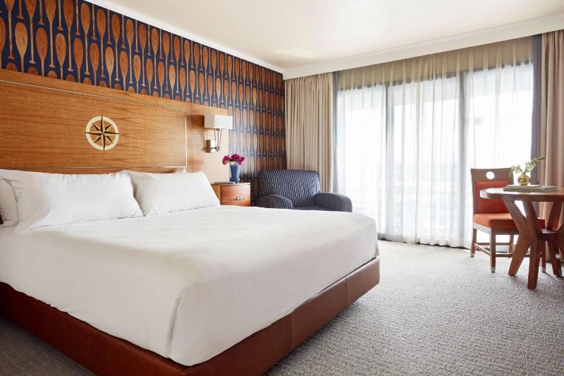 King Room image 2