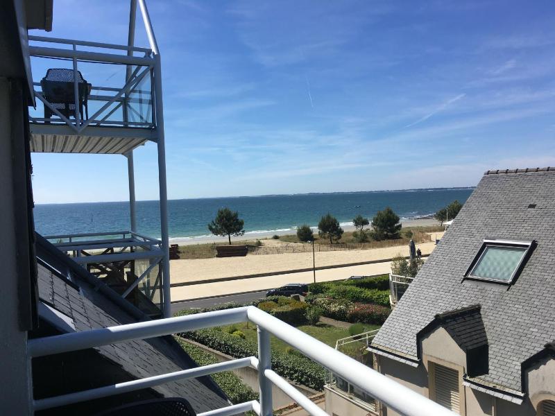 Double Room with Partial Sea View image 4