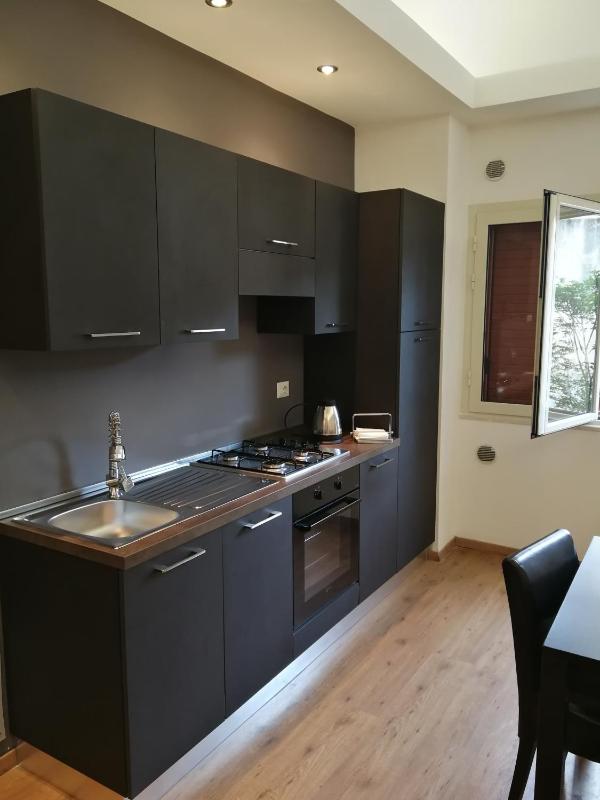 Studio Apartment image 1