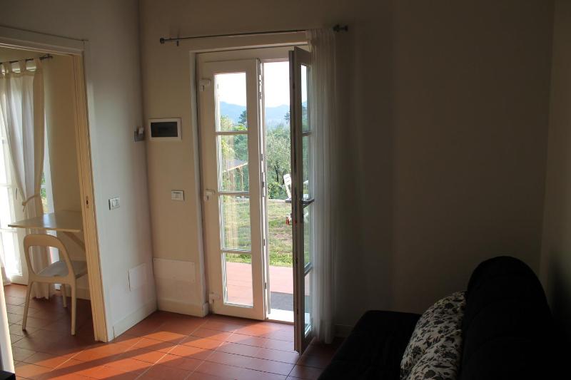 One-Bedroom Apartment image 2