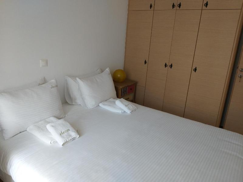 Apartment with Sea View image 2