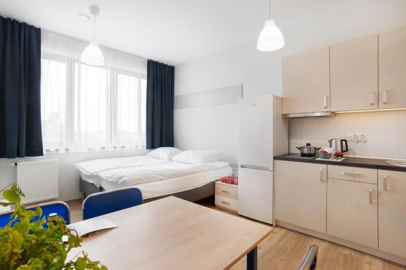 Single Room image 3