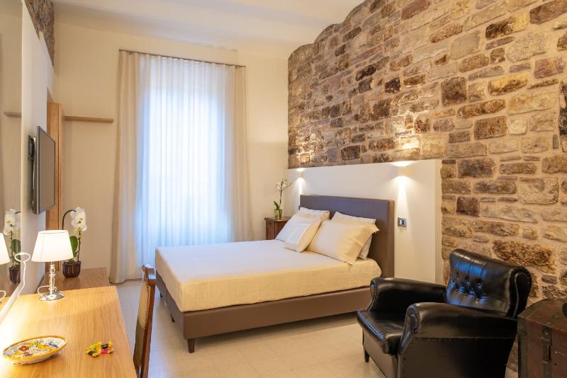 Suite image 2